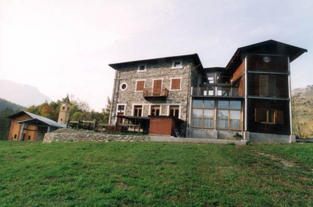 Locanda Del Sorriso Энтраккуе Экстерьер фото
